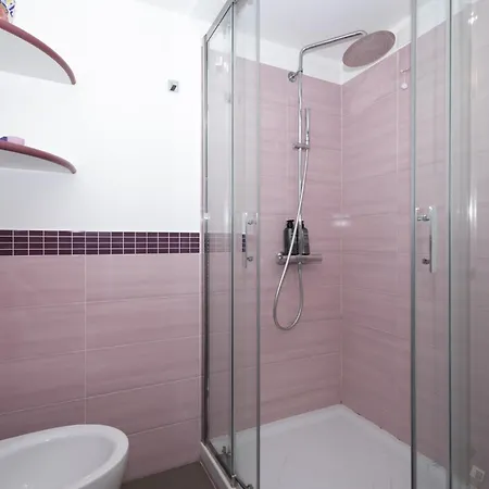 Apartment Turistico Lombardi - Twins' - *